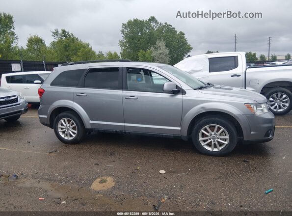3C4PDDBG0HT577825 2017 DODGE JOURNEY Gray Widok wnętrza z tyłu