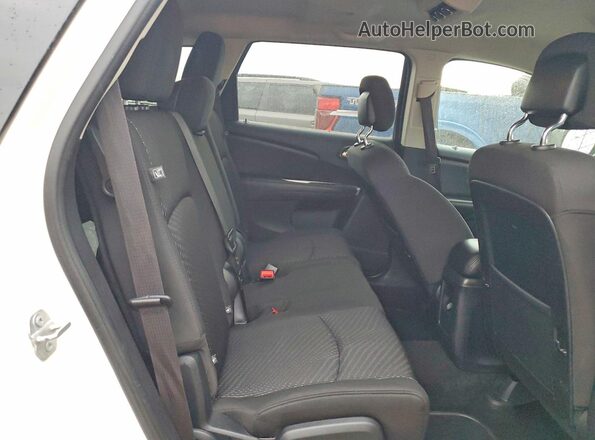 3C4PDDBG3JT390794 2018 DODGE JOURNEY White Widok tylnych siedzeń
