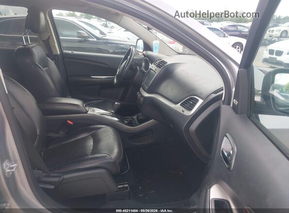 3C4PDDEG4HT587771 2017 DODGE JOURNEY Серебряный Вид салона спереди