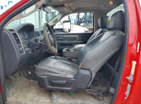 3C63R3AJ3JG104143 2018 RAM 3500 Белый Вид салона спереди