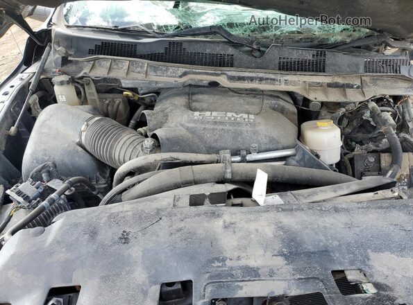 3C63R3GJ2HG736519 2017 RAM 3500 Черный Вид задней части салона