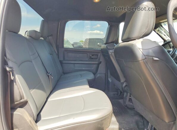 3C63R3GL0NG137986 2022 RAM 3500 Белый Вид задних сидений