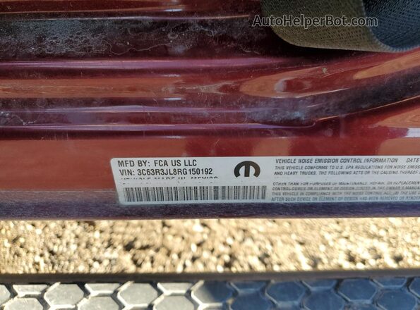 3C63R3JL8RG150192 2024 RAM 3500 Burgundy Widok komory silnika