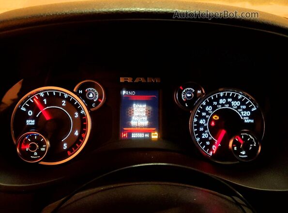 3C63RRGL4MG666147 2021 RAM 3500 Красный Вид щитка приборов