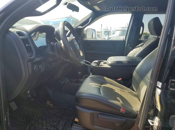 3C63RRGL5NG159551 2022 RAM 3500 Черный Вид салона спереди