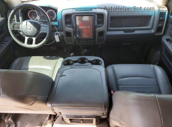 3C63RRGL7JG344761 2018 RAM 3500 Черный Вид панели приборов