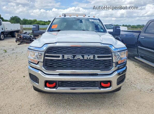 3C63RRGL7PG552275 2023 RAM 3500 Белый Вид спереди