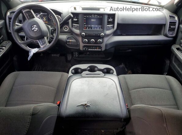 3C63RRGLXMG623190 2021 RAM 3500 Красный Вид панели приборов