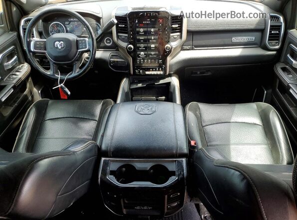 3C63RRML9KG536852 2019 RAM 3500 Black Widok deski rozdzielczej