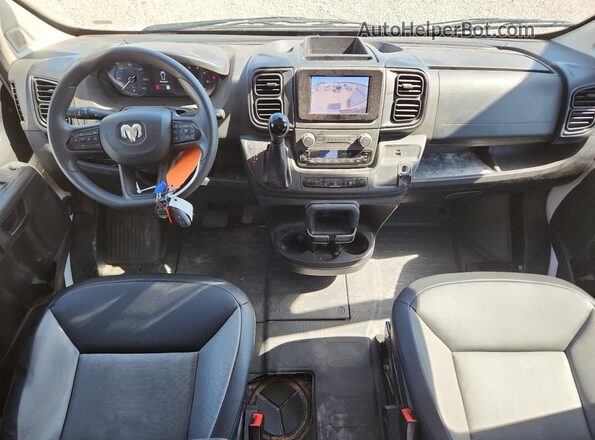 3C6LRVDG9SE507388 2025 RAM PROMASTER Белый Вид панели приборов