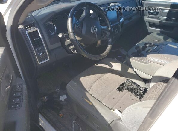 3C6RR6LT0GG300883 2016 RAM 1500 Белый Вид панели приборов
