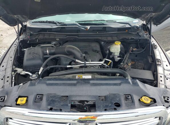 3C6RR6LT3HG687351 2017 RAM 1500 Серый Вид задней части салона
