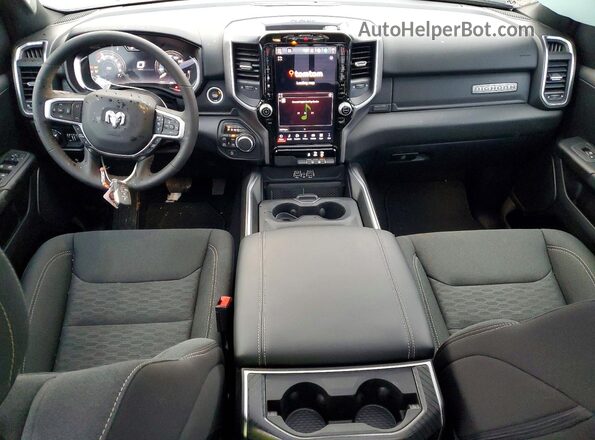 3C6SRFFPXT4151765 2026 RAM 1500 Silver Вид панелі приладів