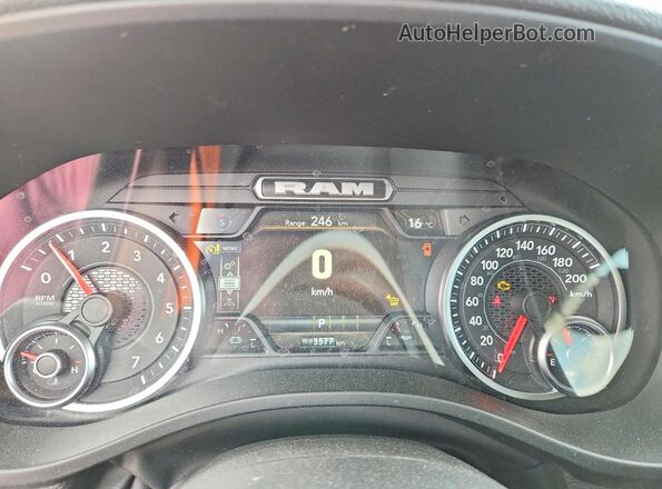3C6SRFGP1T4155203 2026 RAM 1500 Черный Вид щитка приборов