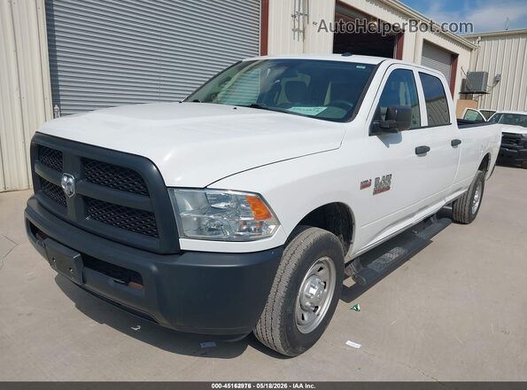 3C6TR4HT0JG356011 2018 RAM 2500 Белый Передняя левая четверть