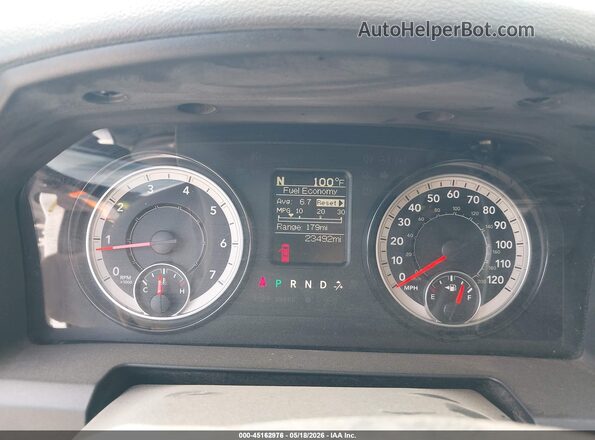 3C6TR4HT0JG356011 2018 RAM 2500 Белый Вид задних сидений
