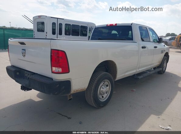 3C6TR4HT0JG356011 2018 RAM 2500 Белый Задняя правая четверть