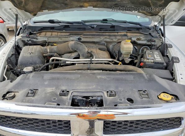 3C6TR5DT9GG166325 2016 RAM 2500 Белый Вид задней части салона