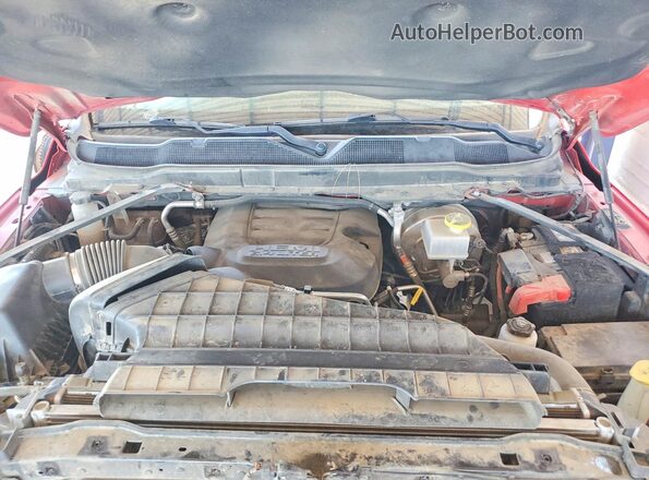 3C6TR5EJ8NG102416 2022 RAM 2500 Красный Вид задней части салона