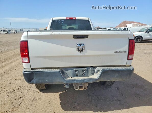 3C6TR5HT8JG204841 2018 RAM 2500 Белый Вид сзади