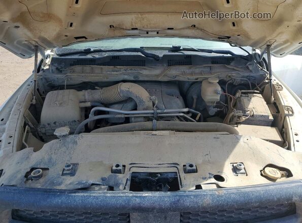 3C6TR5HT8JG204841 2018 RAM 2500 Белый Вид задней части салона