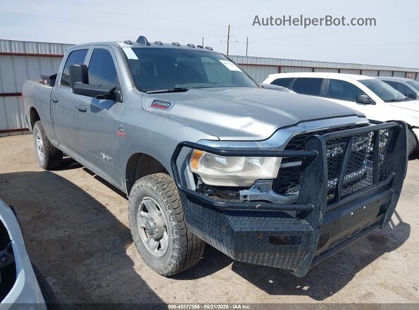 3C6UR5CL3NG411638 2022 RAM 2500 Серебряный Передняя правая четверть