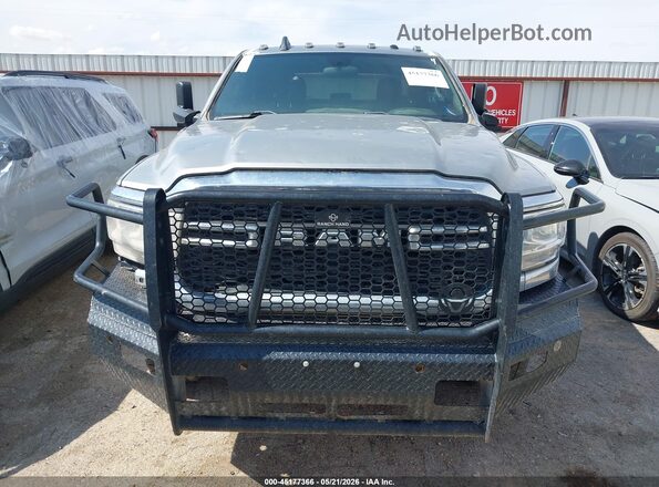 3C6UR5CL3NG411638 2022 RAM 2500 Серебряный Вид щитка приборов