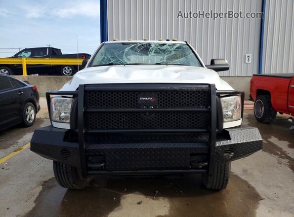 3C6UR5CL5HG663766 2017 RAM 2500 Белый Вид спереди