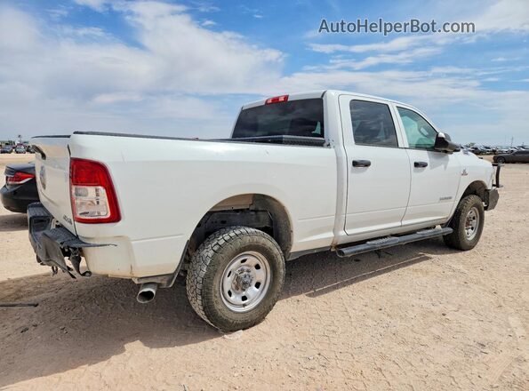 3C6UR5CL5NG288778 2022 RAM 2500 Белый Задняя правая четверть