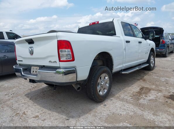 3C6UR5DL2RG303063 2024 RAM 2500 White Trasero derecho