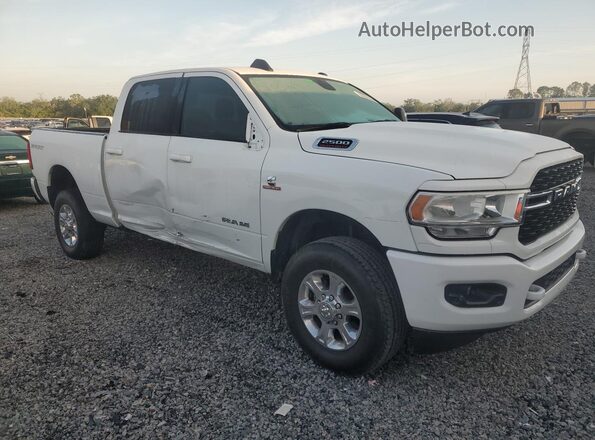 3C6UR5DL9RG126351 2024 RAM 2500 Белый Передняя правая четверть
