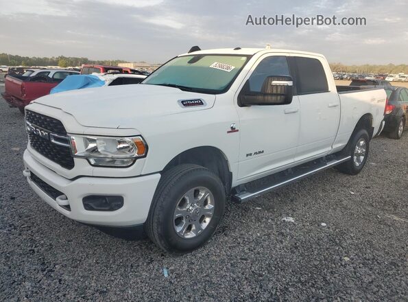 3C6UR5DL9RG126351 2024 RAM 2500 Белый Передняя левая четверть