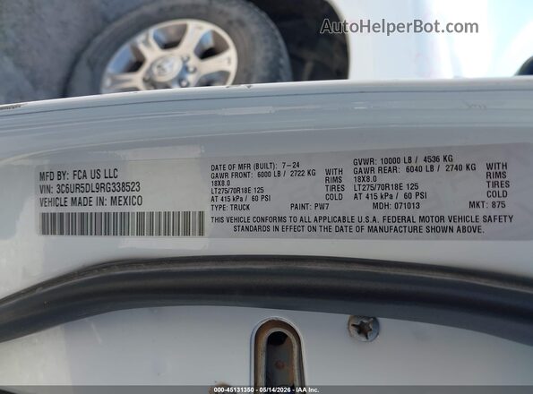 3C6UR5DL9RG338523 2024 RAM 2500 Белый Вид подкапотного пространства