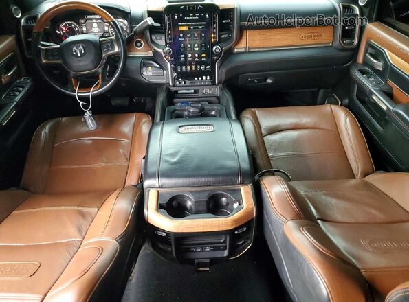 3C6UR5GL8MG543481 2021 RAM 2500 Серебряный Вид панели приборов