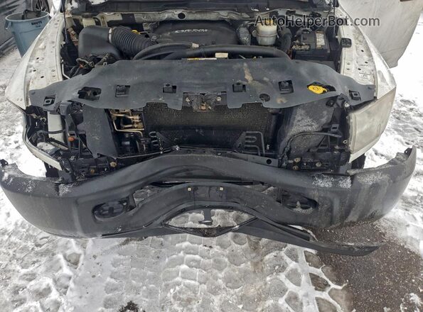 3C6UR5HJ6JG101243 2018 RAM 2500 Белый Вид задней части салона