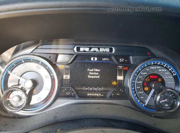 3C6UR5SL2LG202180 2020 RAM 2500 Черный Вид щитка приборов