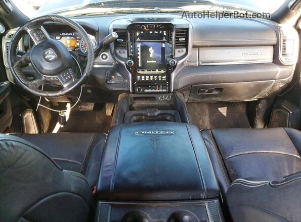 3C6UR5SL2LG202180 2020 RAM 2500 Черный Вид панели приборов