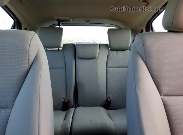 3CZRU6H32KG731972 2019 HONDA HR-V Silver Widok tylnych siedzeń