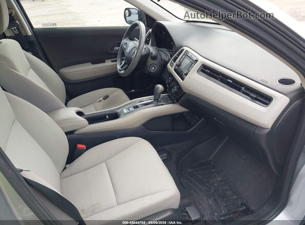 3CZRU6H39KM728150 2019 HONDA HR-V Серебряный Вид салона спереди
