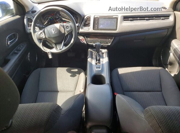 3CZRU6H58JM712568 2018 HONDA HR-V Синий Вид панели приборов