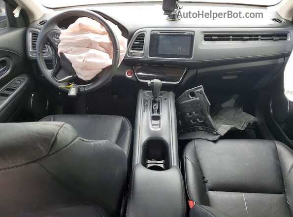 3CZRU6H71HM703657 2017 HONDA HR-V Черный Вид панели приборов