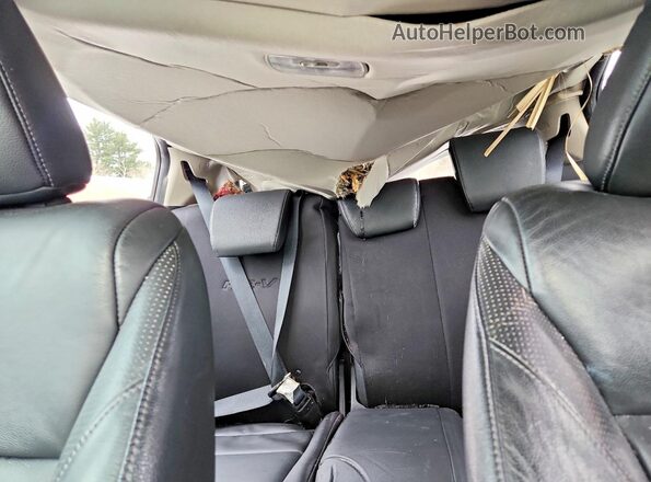 3CZRU6H78JM707808 2018 HONDA HR-V Green Հետևի նստատեղերի տեսք