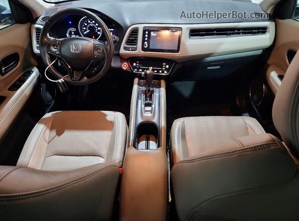 3CZRU6H78KM720205 2019 HONDA HR-V Серебряный Вид панели приборов