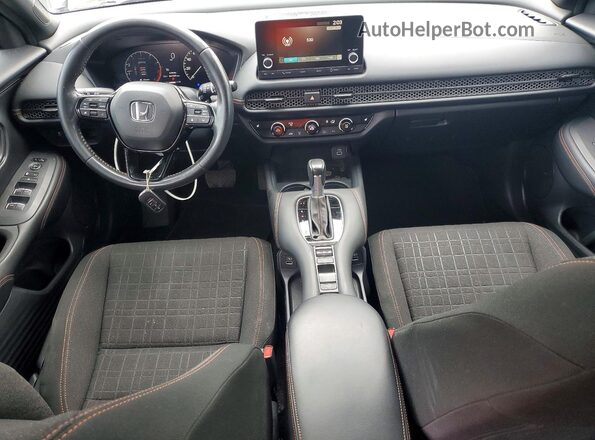 3CZRZ2H58PM718051 2023 HONDA HR-V Черный Вид панели приборов