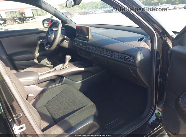 3CZRZ2H58RM756138 2024 HONDA HR-V Черный Вид салона спереди