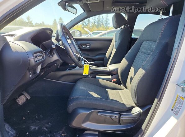 3CZRZ2H5XPM105929 2023 HONDA HR-V White Widok wnętrza z przodu