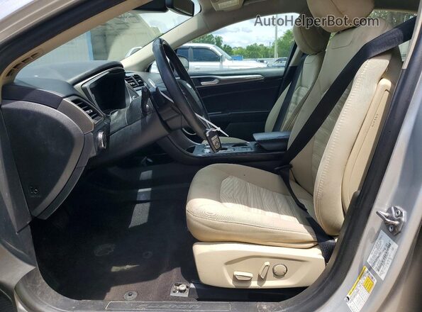 3FA6P0CD1KR238310 2019 FORD FUSION Silver Widok wnętrza z przodu
