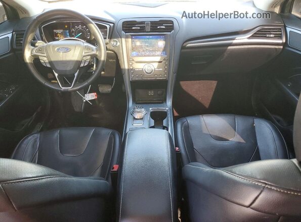 3FA6P0D92LR133237 2020 FORD FUSION Серебряный Вид панели приборов