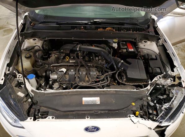 3FA6P0D94LR247997 2020 FORD FUSION White Widok wnętrza z tyłu