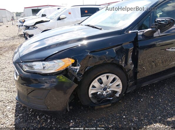 3FA6P0G73LR233633 2020 FORD FUSION Черный Вид спереди